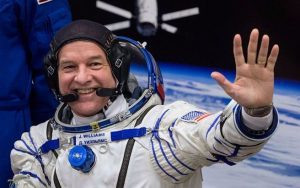Lee más sobre el artículo Astronauta fortalece su fe en el espacio: «Vi el trabajo de un Dios infinito»