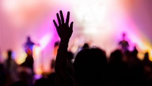 Lee más sobre el artículo Nuevo México elimina las restricciones de COVID sobre la adoración en interiores