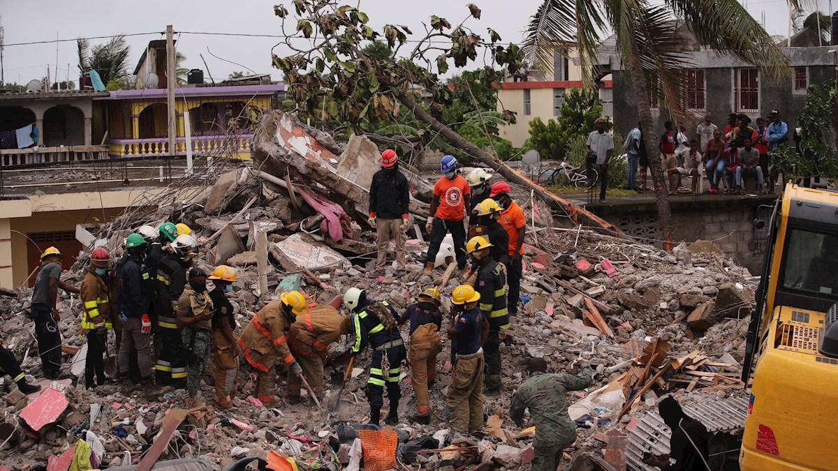 Lee más sobre el artículo Rescatan a 24 personas tras una semana del terremoto de Haití