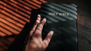 Lee más sobre el artículo Organización benéfica cristiana enviará 100.000 Biblias a los creyentes perseguidos en todo el mundo