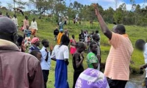 Lee más sobre el artículo 1500 personas aceptan a Jesús durante reuniones de oración en Kenia