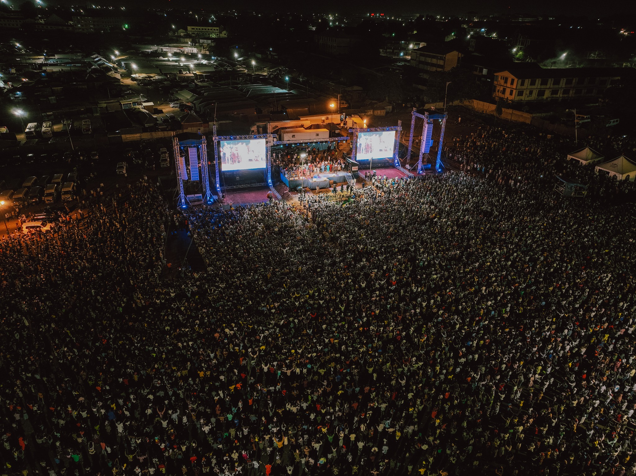 Lee más sobre el artículo Ghana para Cristo: Más de 350.000 personas aceptaron a Jesús en megacruzada evangelística