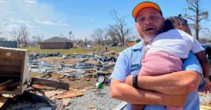 Lee más sobre el artículo Devastador Tornado en Missisipi. Cristianos socorren a las victimas