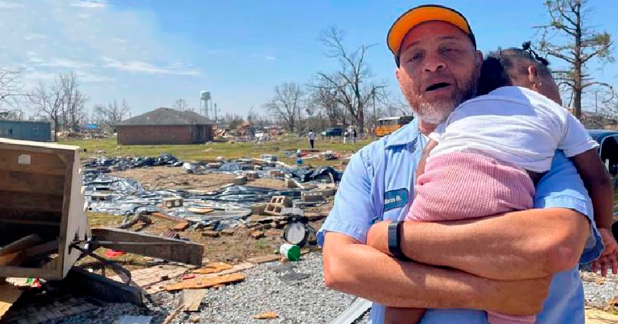 Lee más sobre el artículo Devastador Tornado en Missisipi. Cristianos socorren a las victimas