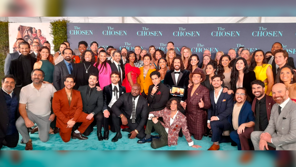 Lee más sobre el artículo Actores, cantantes y líderes cristianos disfrutaron de los primeros capítulos de la 4ta temporada de The Chosen en la Premiere en Los Ángeles