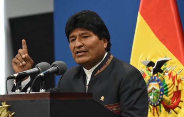 Lee más sobre el artículo REACCIONES DE EVANGÉLICOS POR RENUNCIA DE EVO MORALES EN BOLIVIA