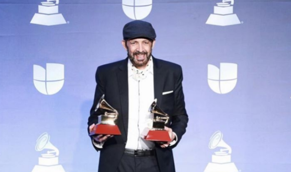 Lee más sobre el artículo «Gracias a Jesús, mi Señor, porque todo mi talento proviene de Él» dijo Juan Luis Guerra al ganar dos Grammy´s