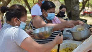 Lee más sobre el artículo FundaJoven provee ayuda física y espiritual a familias de Paraguay