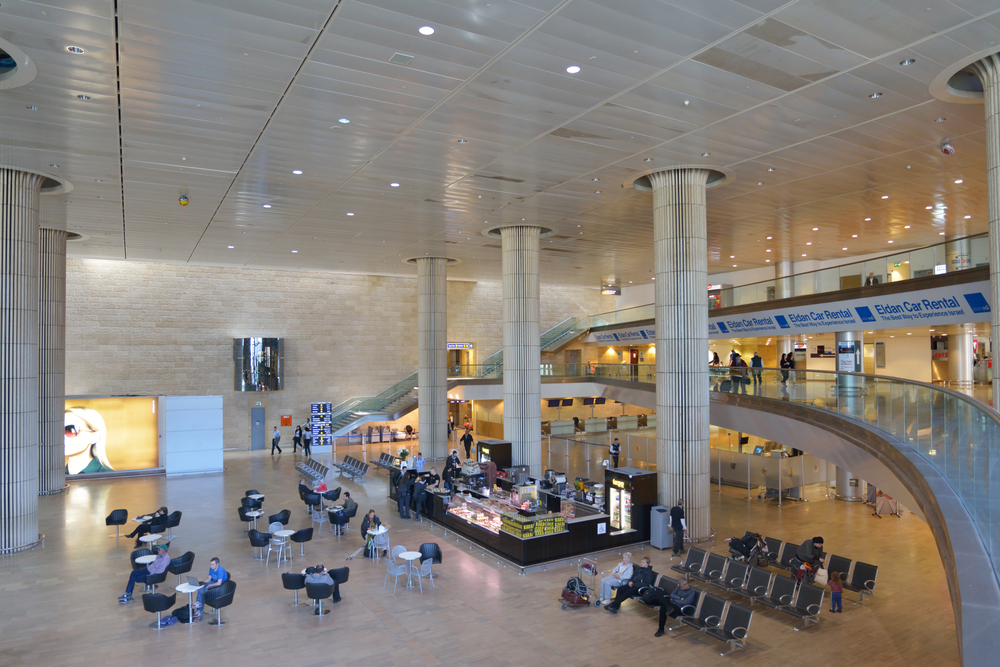 Israel cierra su aeropuerto