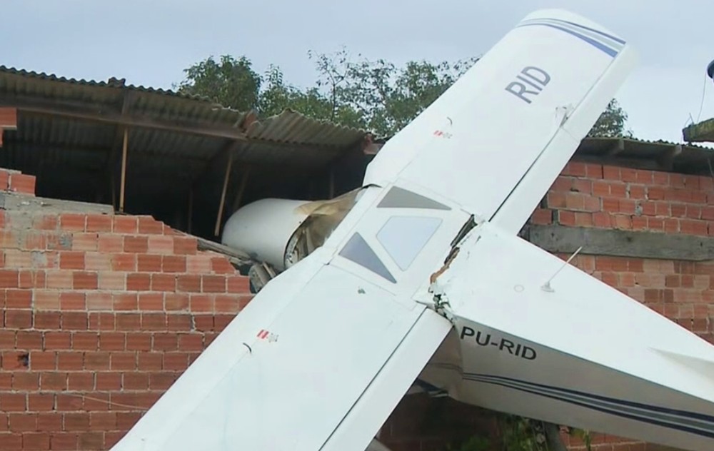 Hombre glorifica a Dios tras sobrevivir a accidente de avión