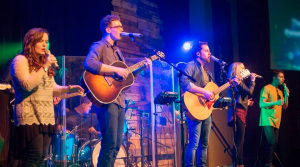 Lee más sobre el artículo Iglesias en Gales ya pueden volver a cantar juntos en las congregaciones