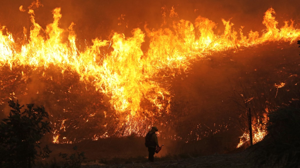 Ola de calor en EE.UU desata terribles incendios