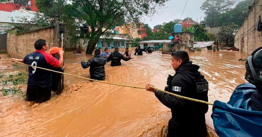  Caos en México causado por la tormenta Grace