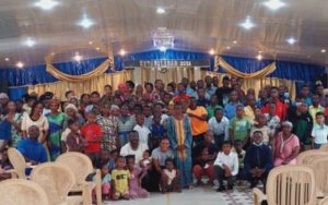 Lee más sobre el artículo Guinea Ecuatorial: ¡Una Iglesia En Victoria!