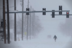 Lee más sobre el artículo Tormentas invernales mantienen en alerta a más de 14 millones de personas en EE.UU