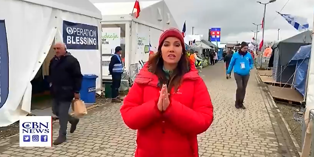 La Operación Bendición de CBN saluda a los refugiados ucranianos con una cálida bienvenida cerca de la frontera polaca