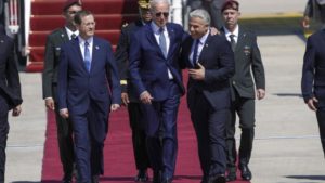 Lee más sobre el artículo Biden llega a Israel y elogia la conexión ‘profunda’ entre israelíes y estadounidenses