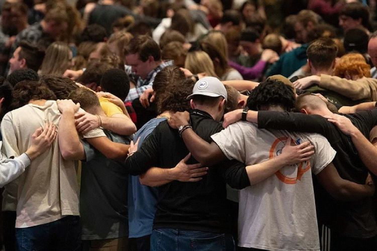 EE.UU.: CIENTOS DE ESTUDIANTES ESTÁN EVANGELIZANDO EN UNIVERSIDADES