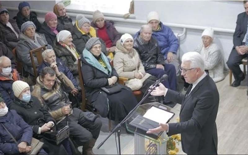 Crecen Iglesias En Ucrania: "La Gente Busca A Dios"