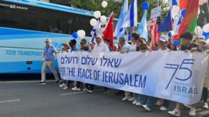 Lee más sobre el artículo Cristianos descendientes de nazis realizan la ‘Marcha de la Vida’ de Jerusalén para traer sanidad y unidad