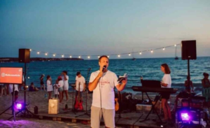 Lee más sobre el artículo Iniciativa juvenil evangeliza a turistas de las playas de Mallorca