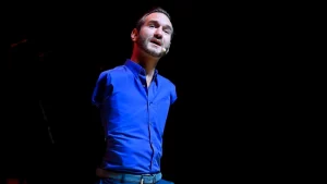 Lee más sobre el artículo Nick Vujicic lanzará oficialmente ProLife Bank en noviembre después de perder sus servicios bancarios